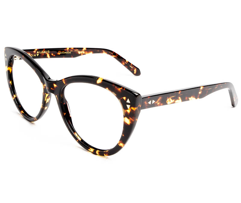 Alexis Amor Ava frames in Amber Fleck