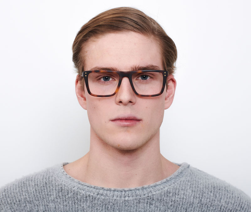 Alexis Amor Beckett frames in Matte Havana