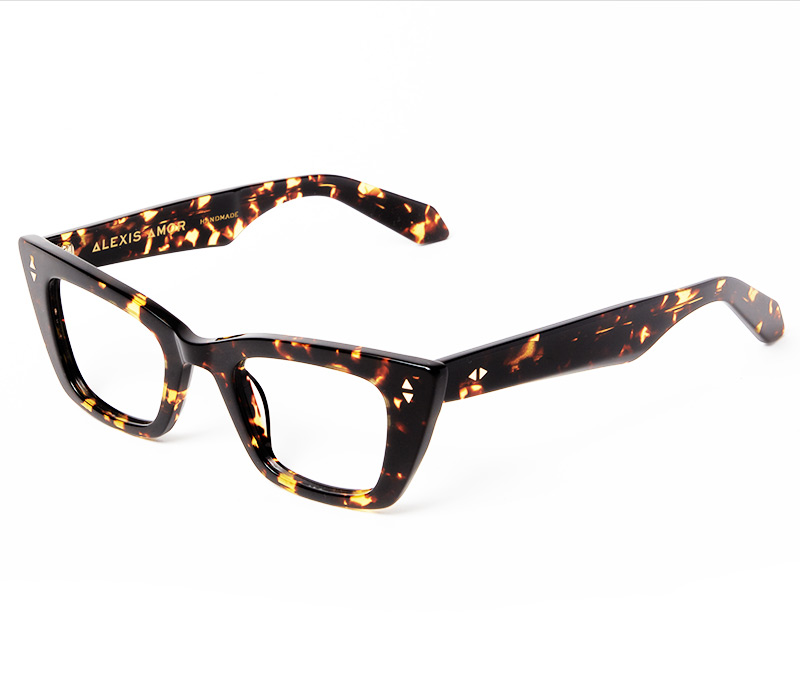 Alexis Amor Betty frames in Dark Amber Fleck