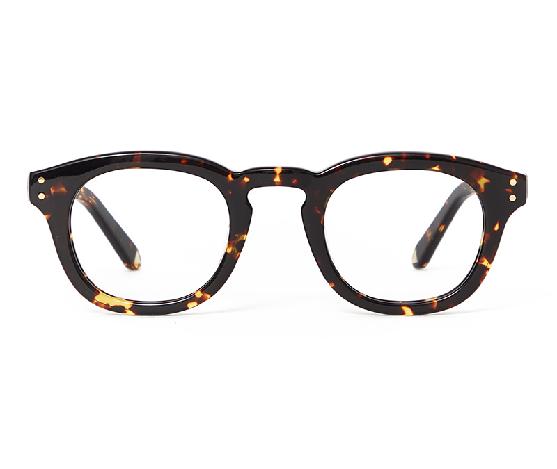 Alexis Amor Billy frames in Amber Fleck