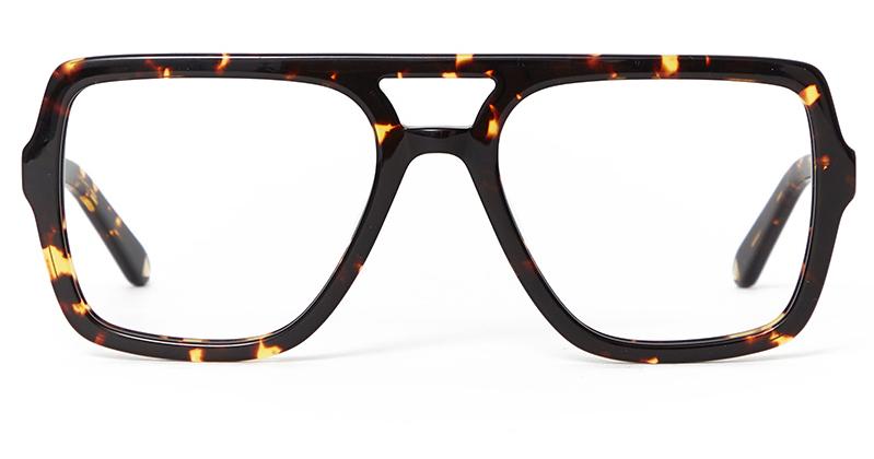 Alexis Amor Burt frames in Amber Fleck