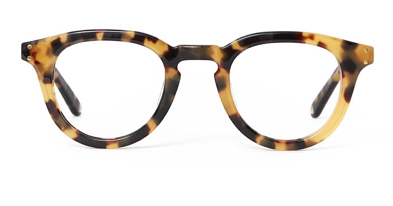 Alexis Amor Charlie X frames in Savannah Tortoise