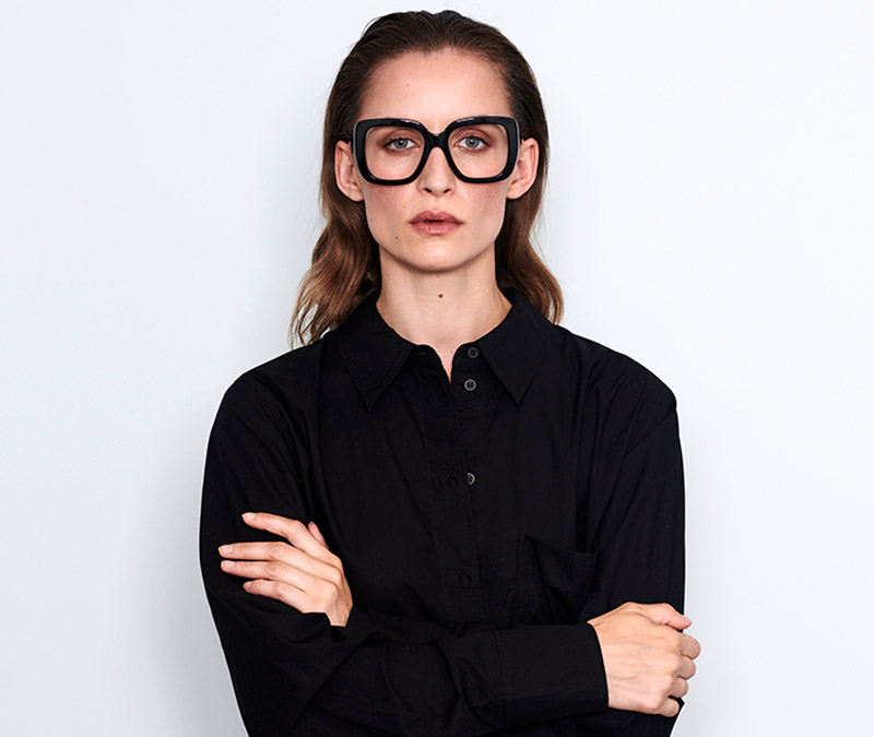 Alexis Amor Coco frames in Black Havana Tortoise