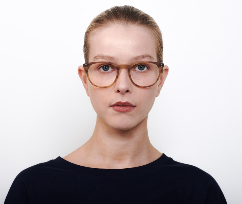 Alexis Amor Edie frames in Matte Havana Stripe