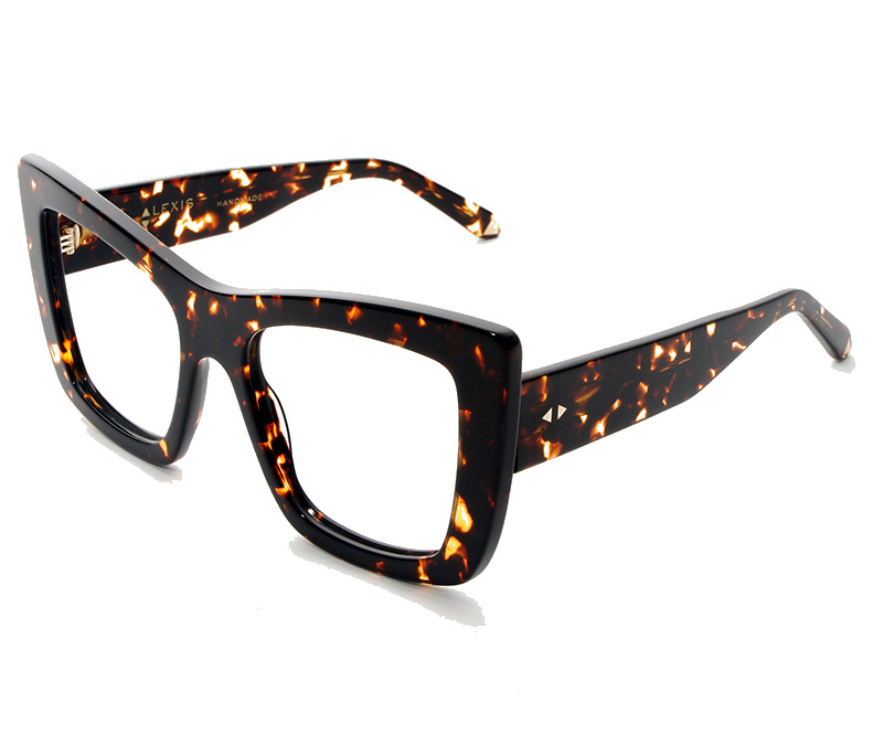 Alexis Amor Grace frames in Amber Fleck