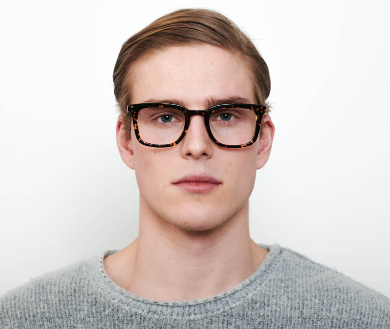 Alexis Amor Kennedy frames in Amber Fleck