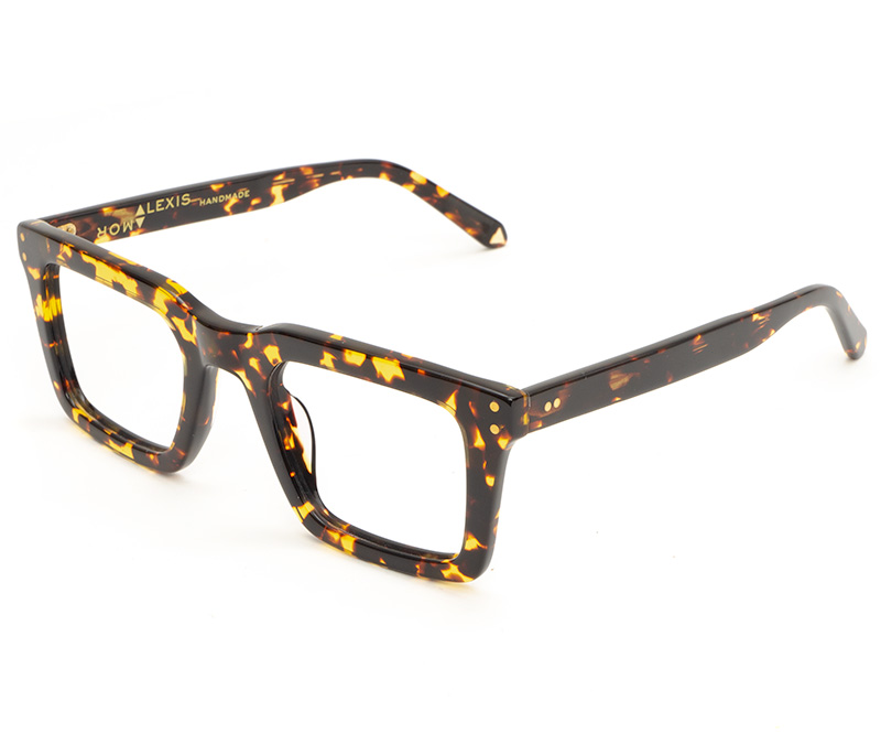 Alexis Amor Kit frames in Amber Fleck