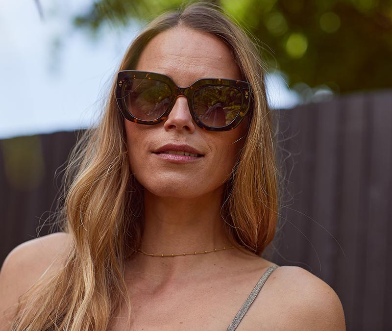 Alexis Amor Romy sunglasses in Amber Fleck