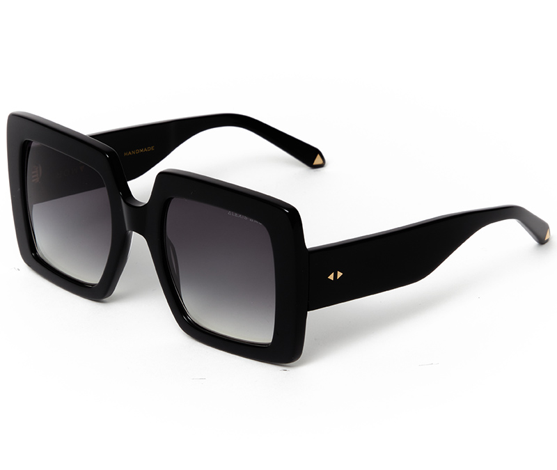 Alexis Amor The Kat sunglasses in Gloss Piano Black