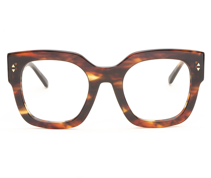 Alexis Amor The Rae frames in Caramel Havana Stripe