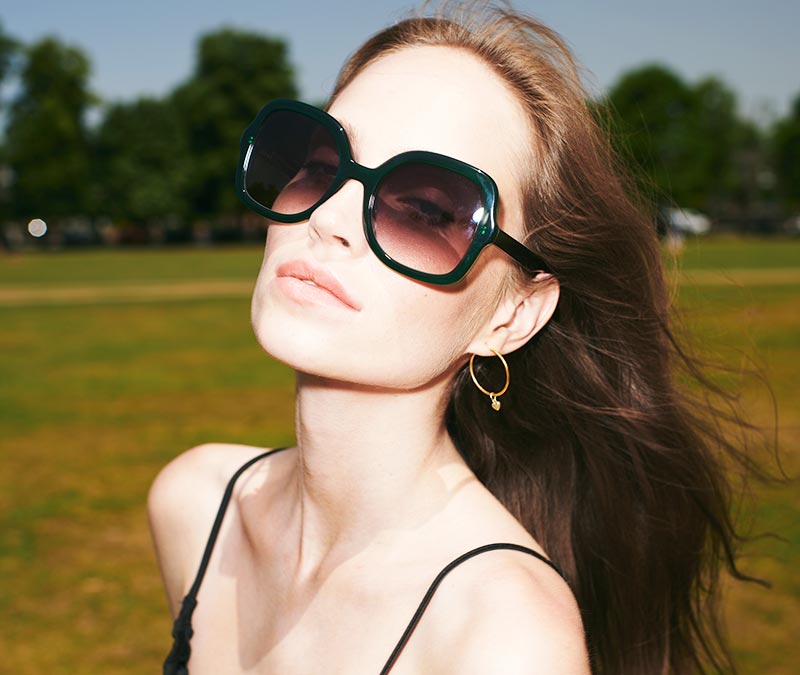 Alexis Amor The Rae II sunglasses in Deepest Darkest Emerald