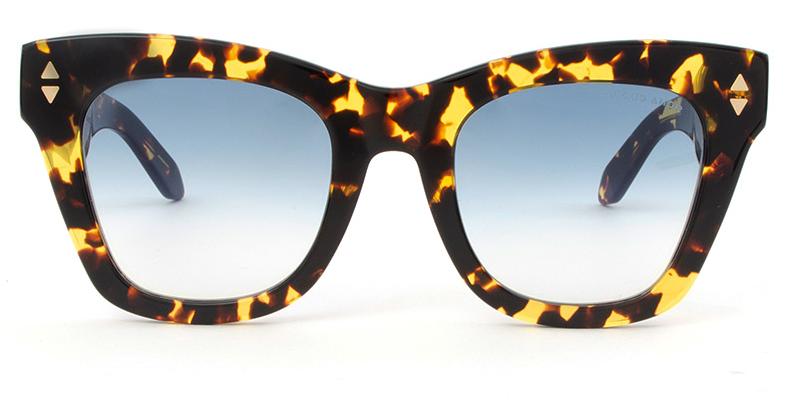 Alexis Amor Willa sunglasses in Deepest Amber Fleck